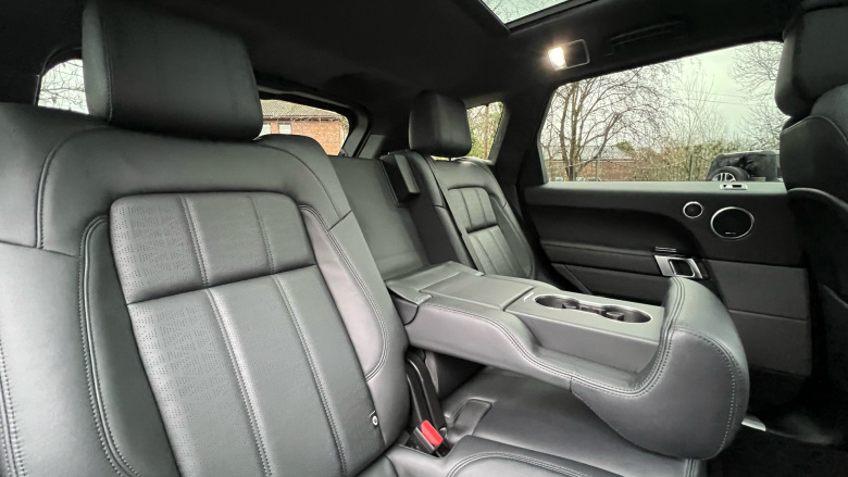 Land Rover Range Rover Sport 3.0 D300 Autobiography Dynamic 5dr Auto Diesel Estate